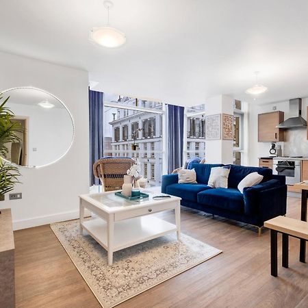 Ultra Stylish 2 Bedroom Apt Centrally Located バーミンガム エクステリア 写真