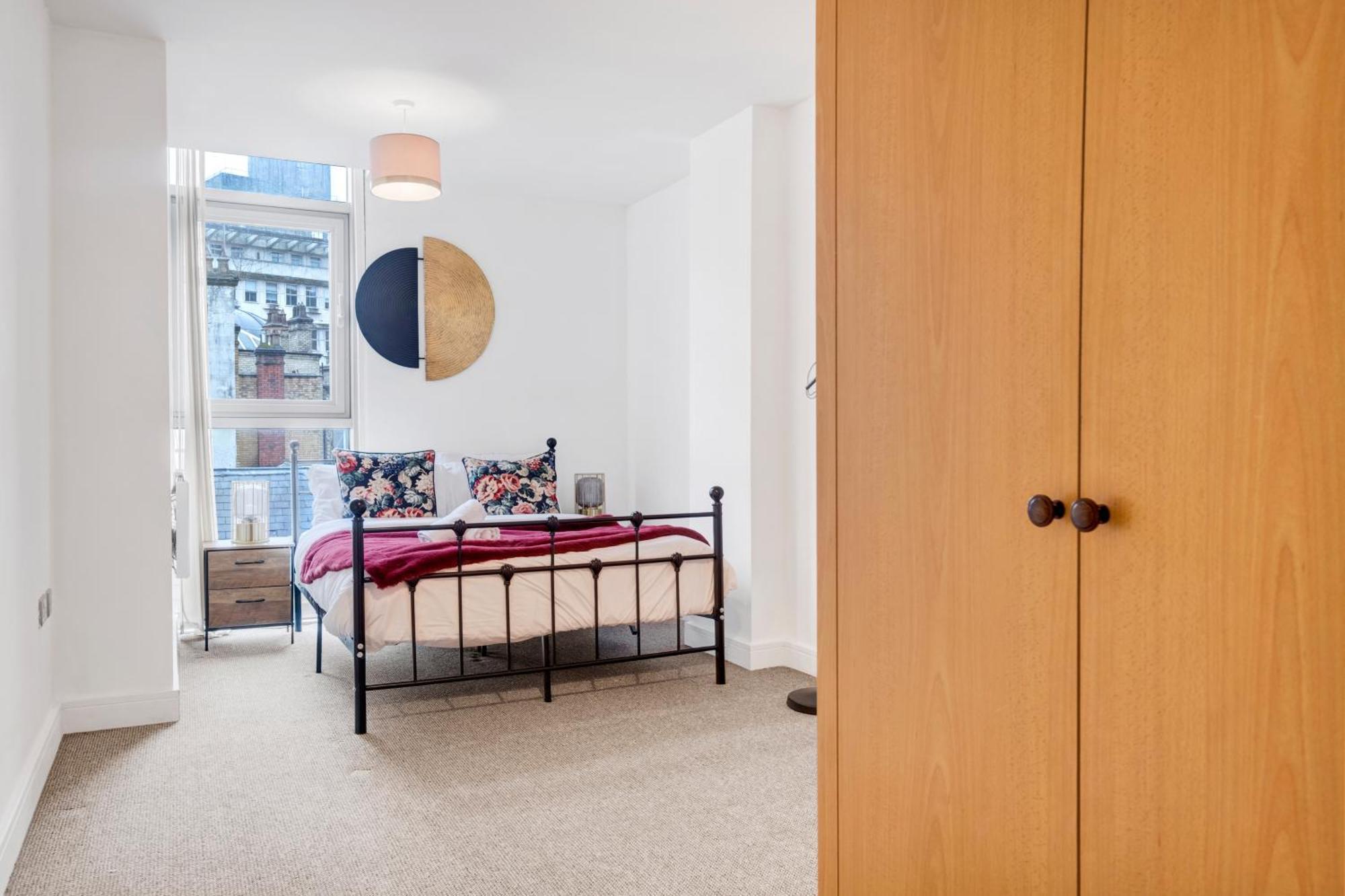 Ultra Stylish 2 Bedroom Apt Centrally Located バーミンガム エクステリア 写真