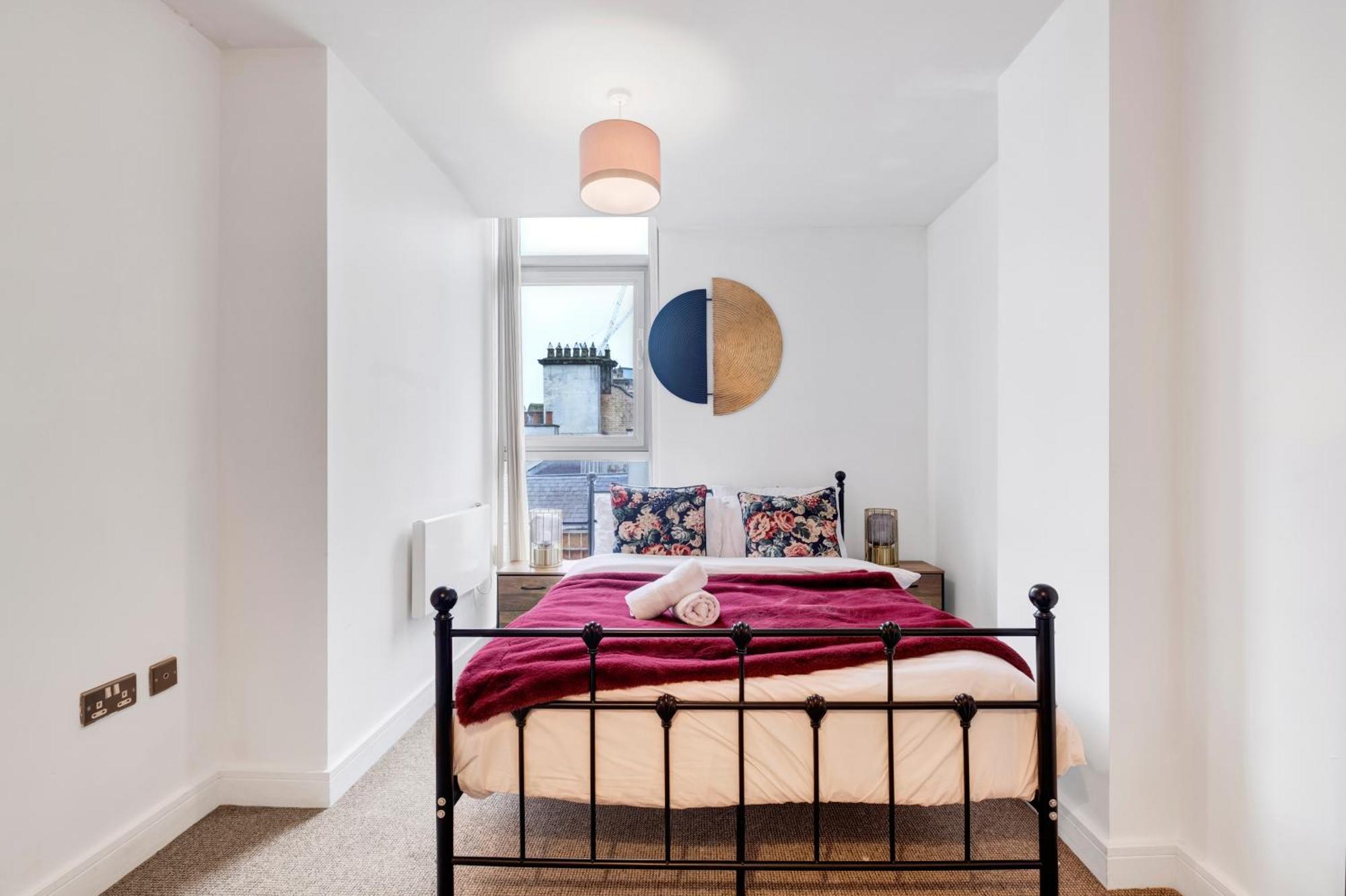 Ultra Stylish 2 Bedroom Apt Centrally Located バーミンガム エクステリア 写真